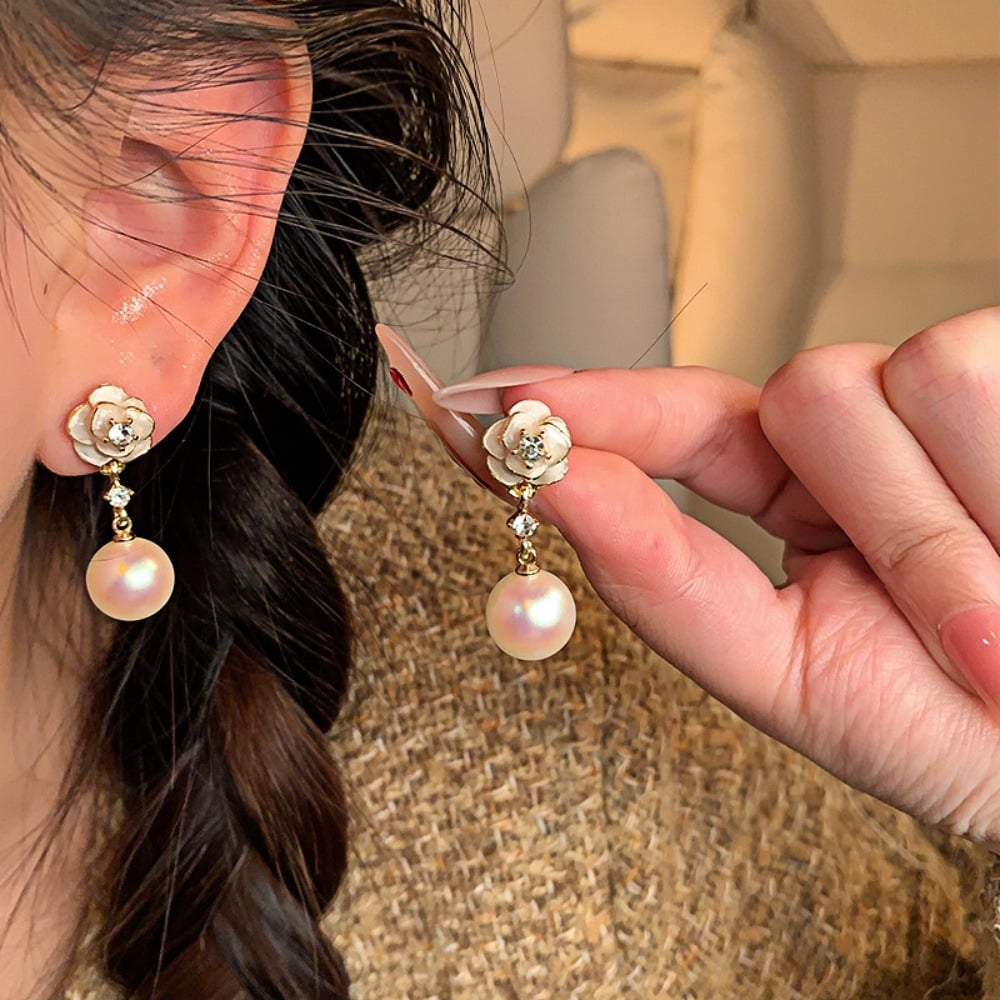 Camellia gentle small fragrant pearl new earrings, spring and summer light luxury tassel high-end French earrings for women, floral pearl water drop bridal gift. - Image 5