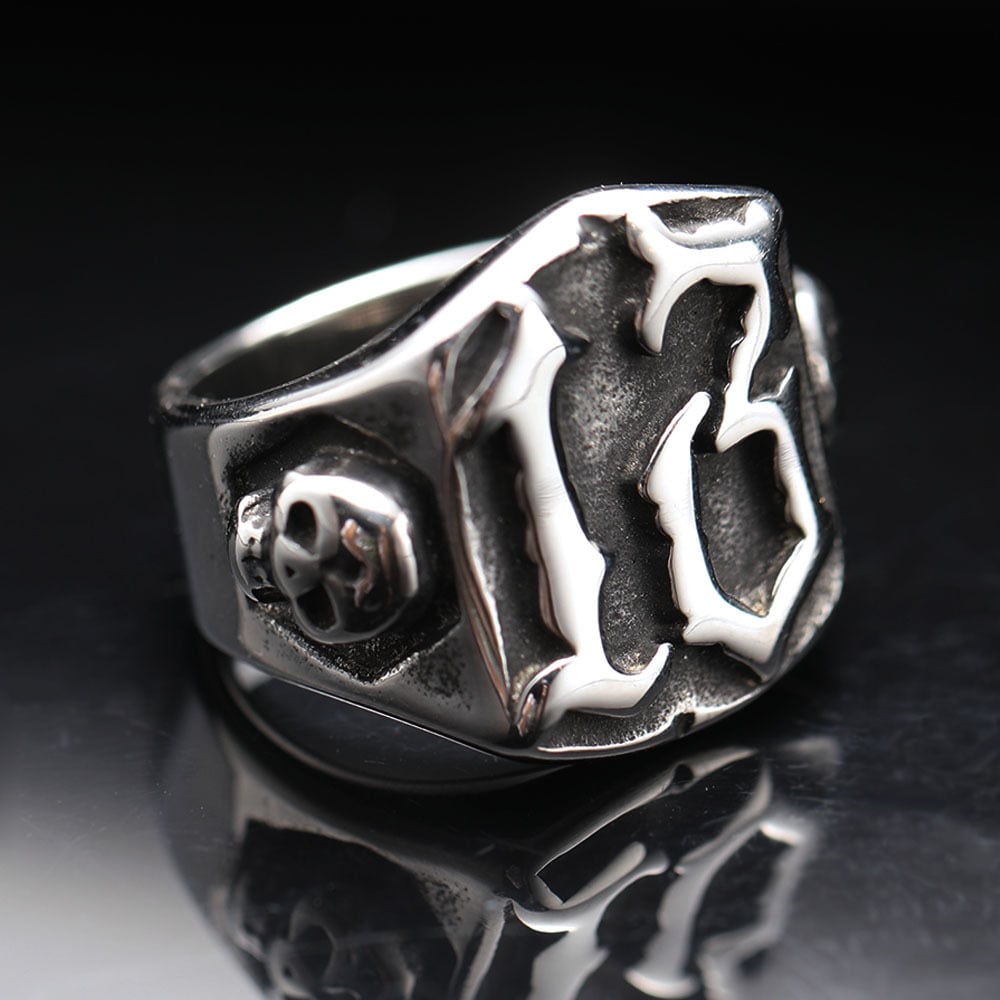 💀Edgy Statement Piece “13” Skull Ring - Image 2