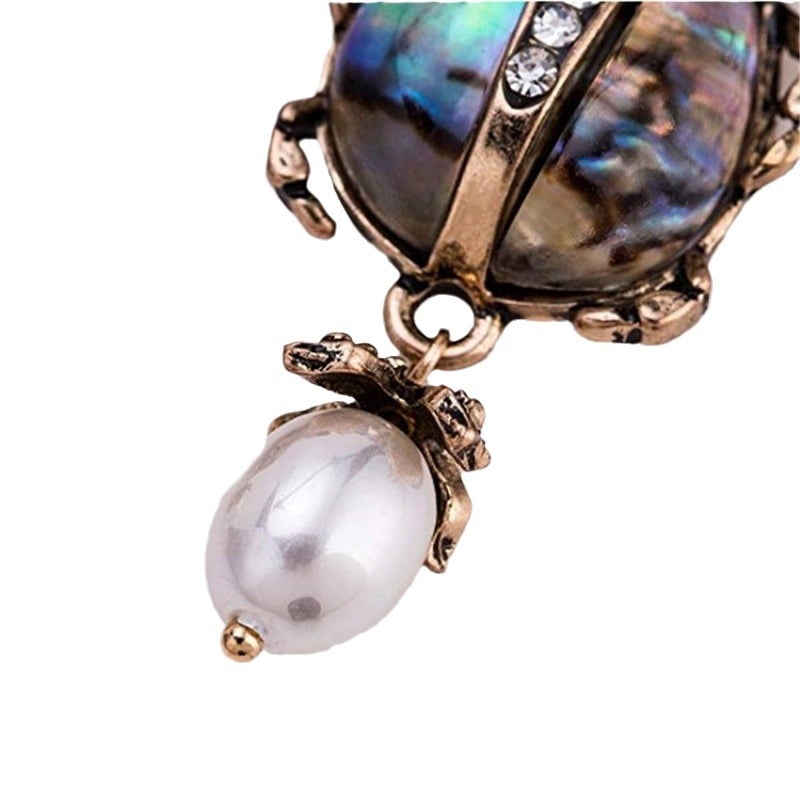 Vintage Beetle Iridescent Shell Pearl Earrings/Studs ✨ - Image 11