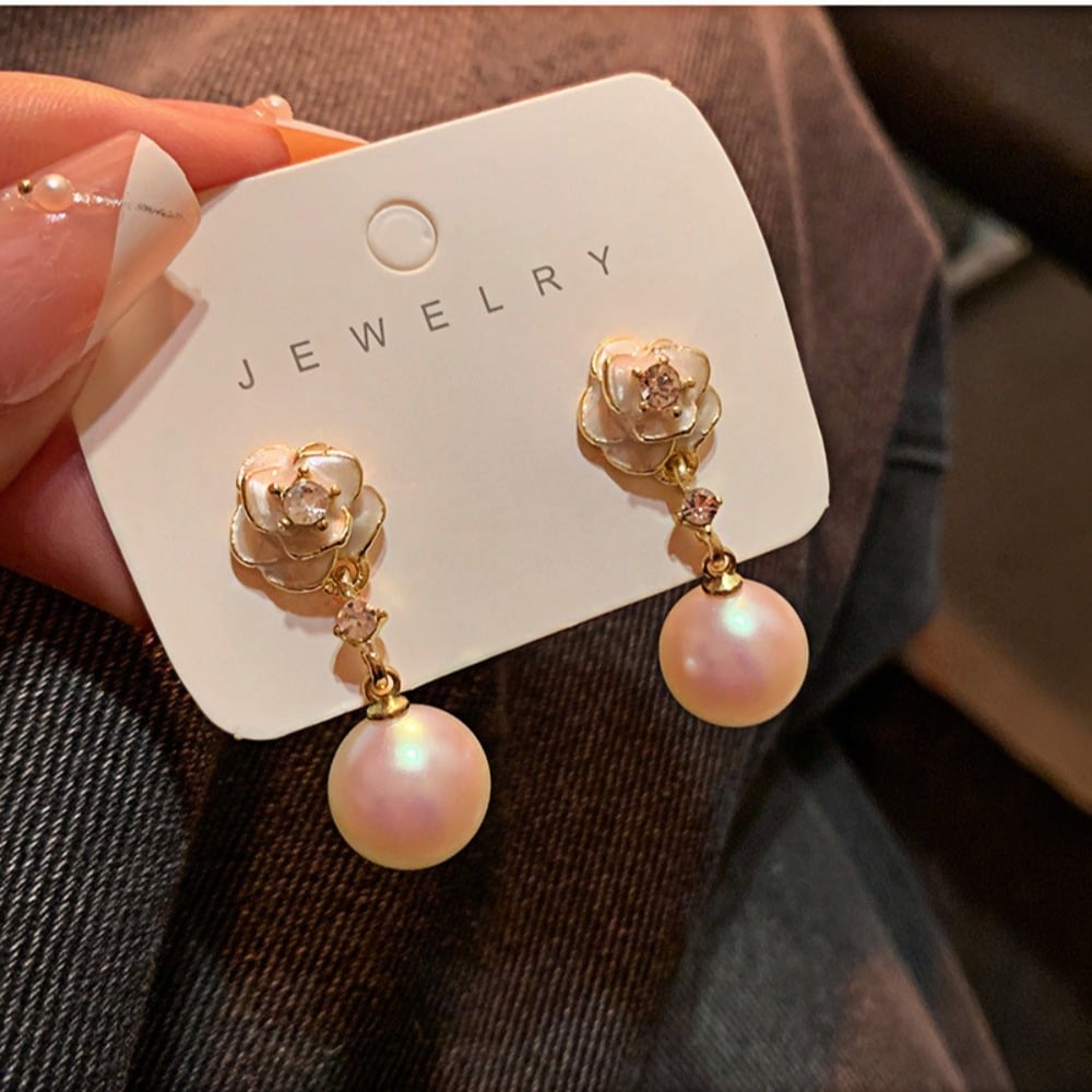 Camellia gentle small fragrant pearl new earrings, spring and summer light luxury tassel high-end French earrings for women, floral pearl water drop bridal gift. - Image 3