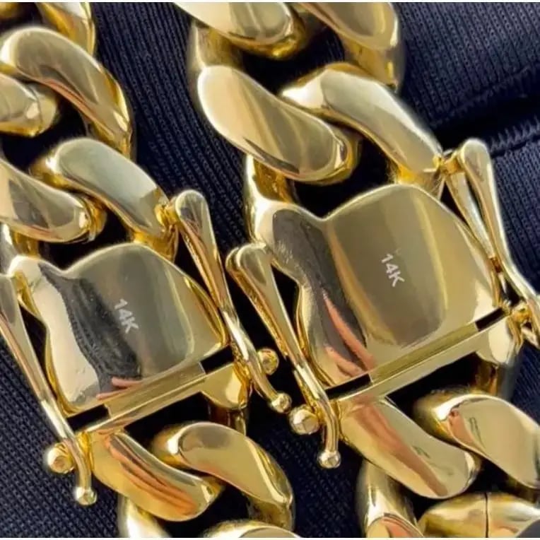 14K Gold Plated Heavy Mens Soild Cuban Link Chain Necklace/Bracelet Set - Image 8